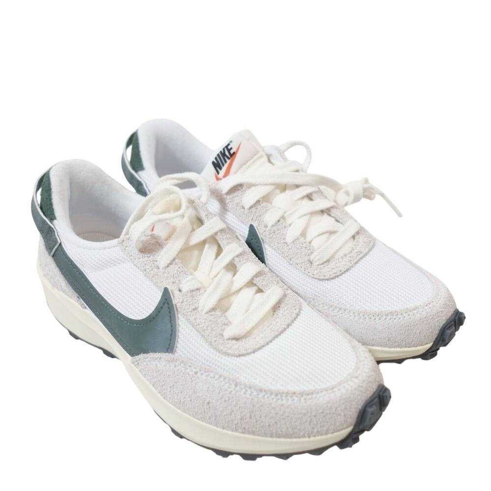 Nike Waffle Debut vintage Womens Size 11 'White Green' DX2931-101 casual EUC